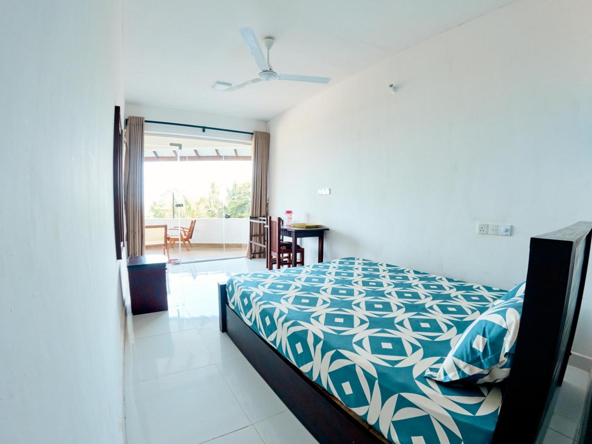 Baden Beach Hotel Kalkudah  Bagian luar foto